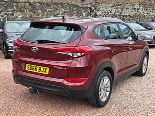Used 2016 Hyundai Tucson Se Nav Ruby Wine Pearl - Interior and Exterior details 17