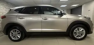 Used 2016 Hyundai Tucson Se Nav White - Interior and Exterior details 11