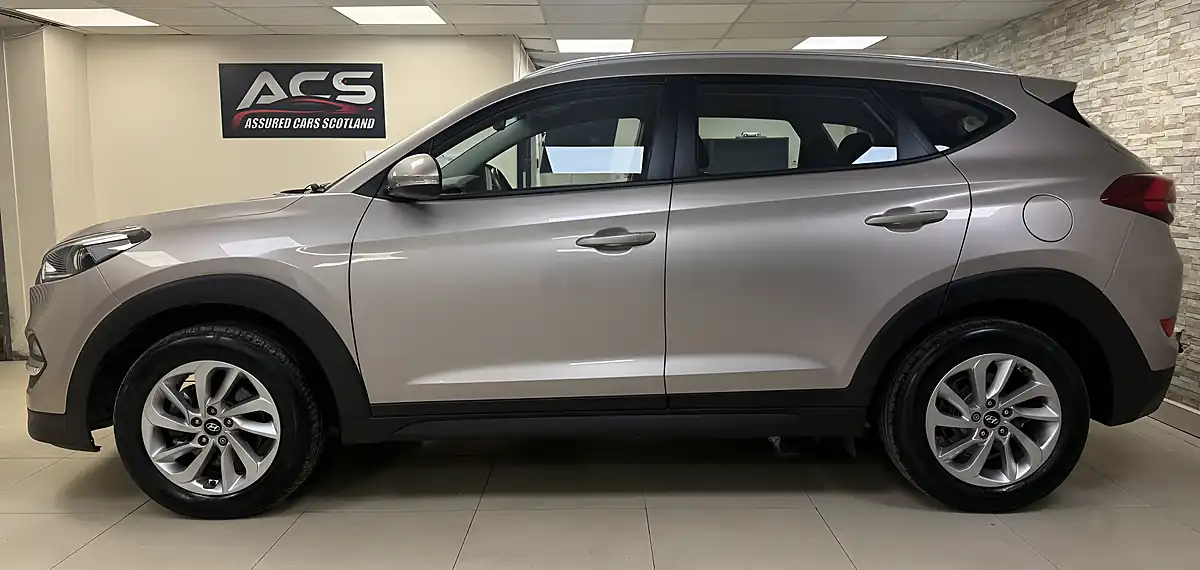 Used 2016 Hyundai Tucson Se Nav White - Interior and Exterior details 13