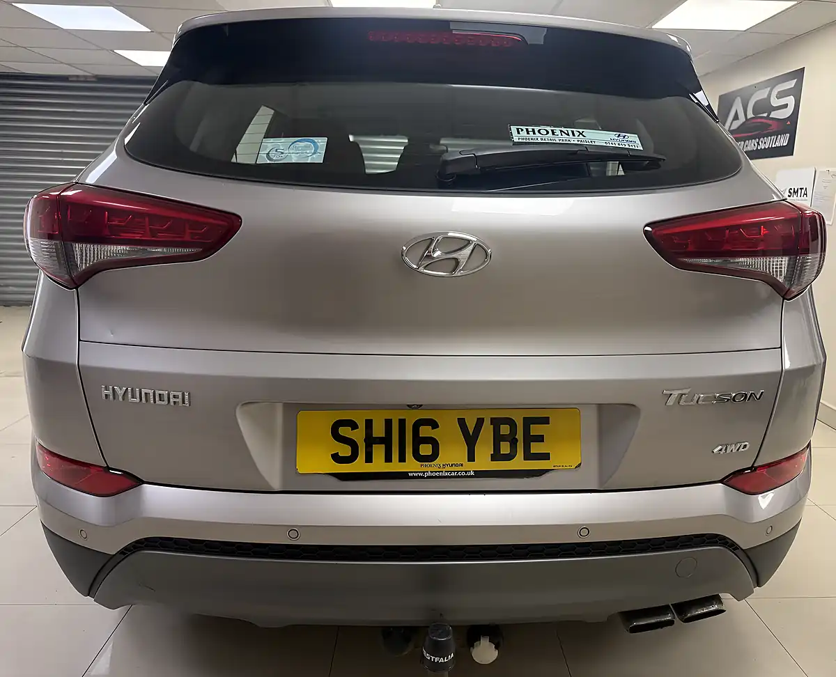 Used 2016 Hyundai Tucson Se Nav White - Interior and Exterior details 14