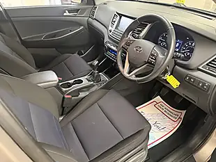 Used 2016 Hyundai Tucson Se Nav White - Interior and Exterior details 5