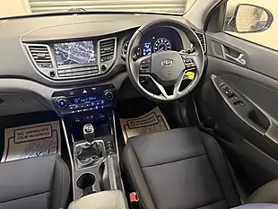 Used 2016 Hyundai Tucson Se Nav White - Interior and Exterior details 9