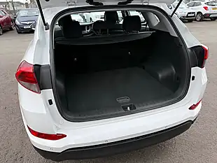 Used 2016 Hyundai Tucson Se Nav White - Interior and Exterior details 13