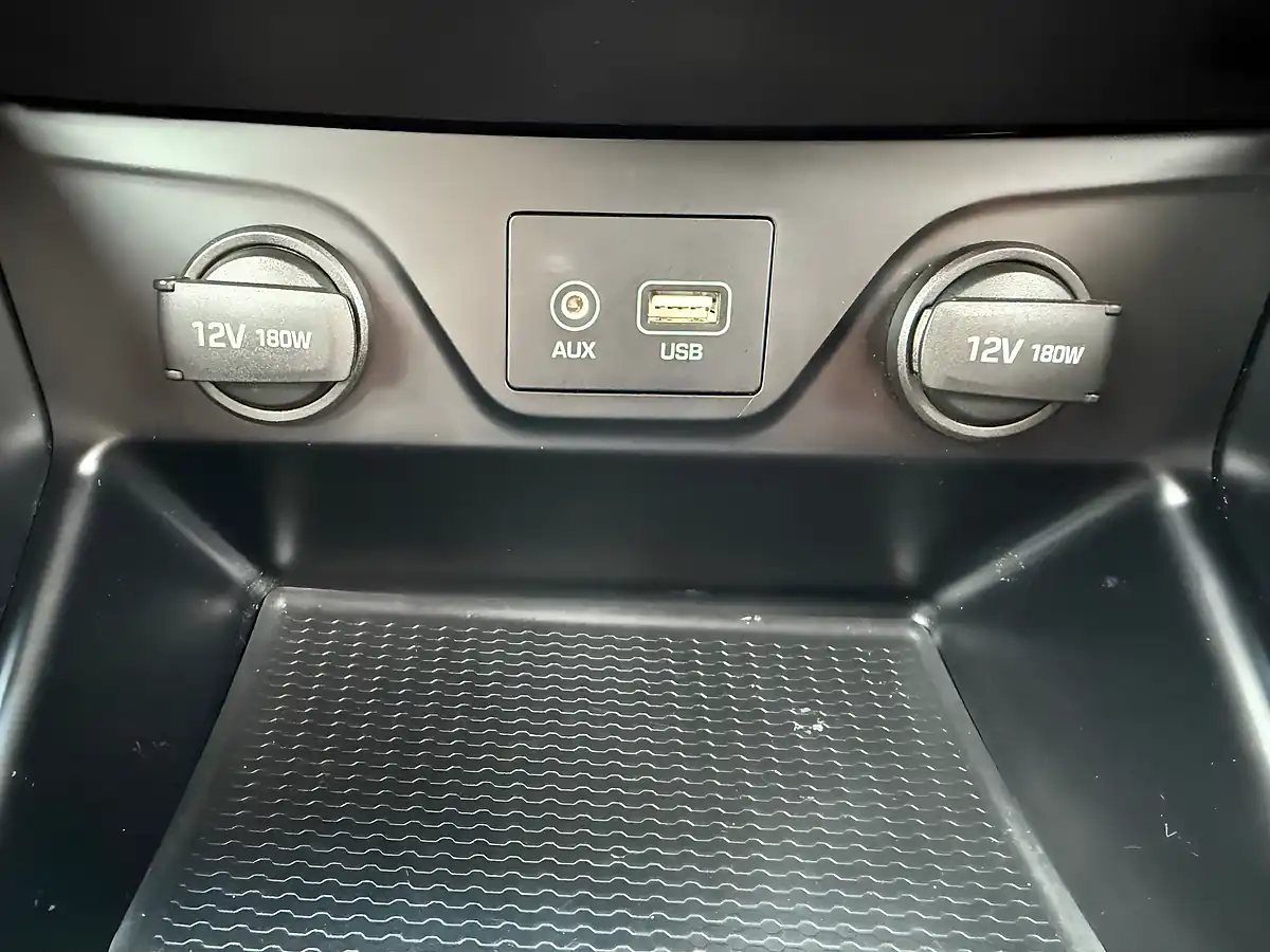Used 2016 Hyundai Tucson Se Nav White - Interior and Exterior details 19