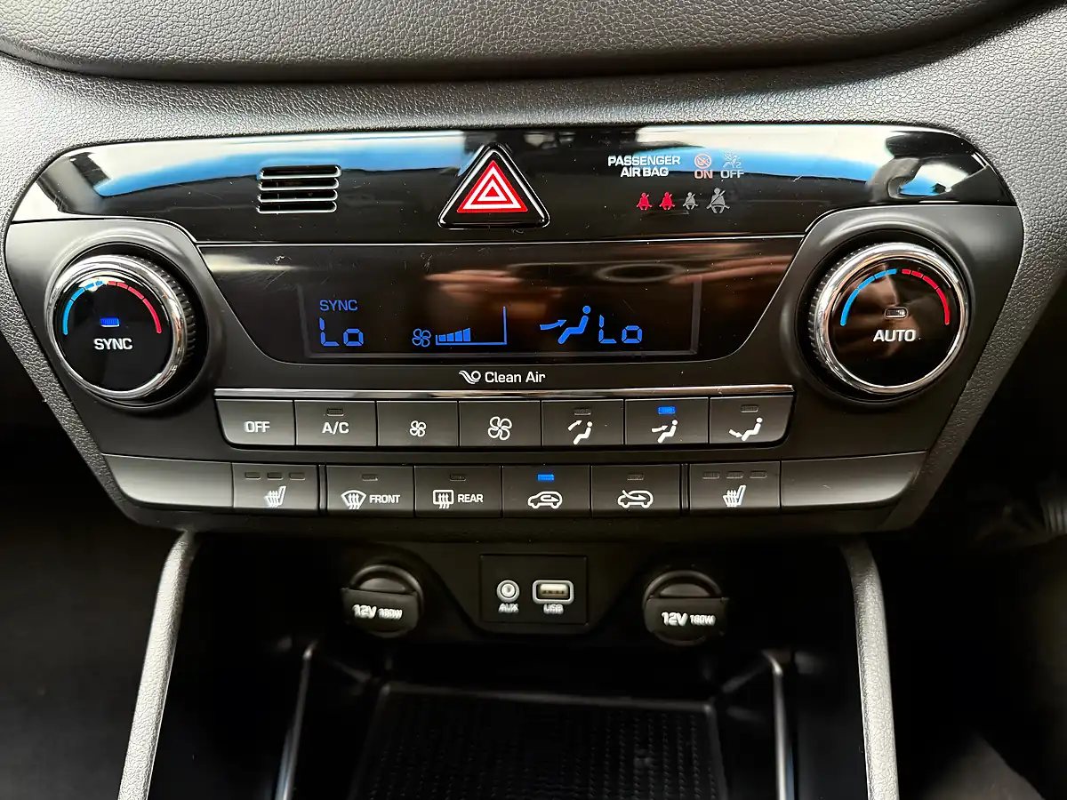 Used 2016 Hyundai Tucson Se Nav White - Interior and Exterior details 20