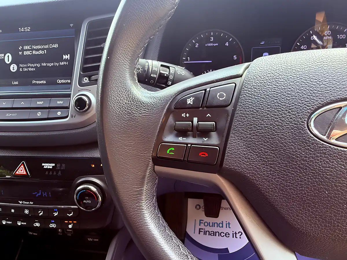Used 2016 Hyundai Tucson Se Nav White Sand - Interior and Exterior details 14