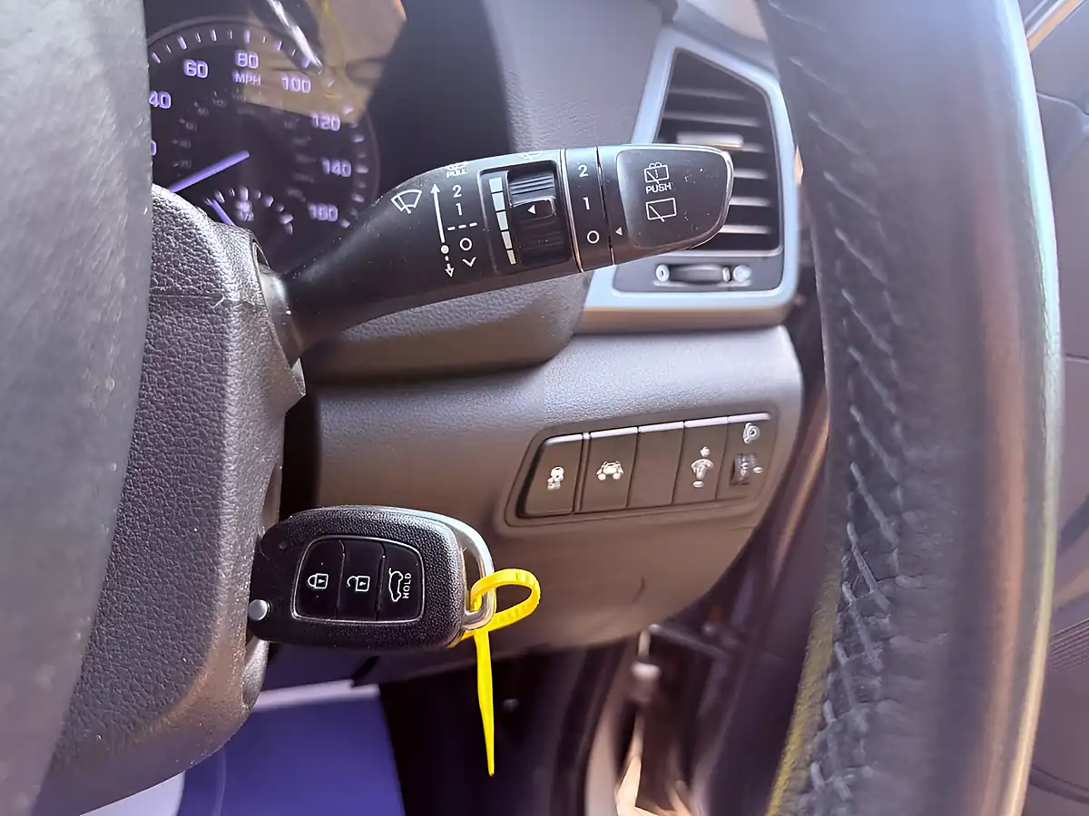 Used 2016 Hyundai Tucson Se Nav White Sand - Interior and Exterior details 15
