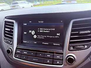 Used 2016 Hyundai Tucson Se Nav White Sand - Interior and Exterior details 17