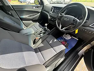 Used 2016 Hyundai Tucson Se Nav White Sand - Interior and Exterior details 8