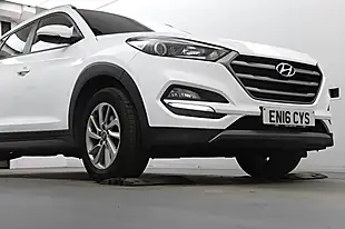 Used 2016 Hyundai Tucson Se White - Interior and Exterior details 2