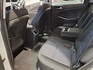 Used 2016 Hyundai Tucson Se White - Interior and Exterior details 6