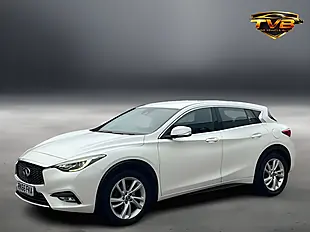 Used 2016 Infiniti Q30 Business Executive White - Interior and Exterior details 14