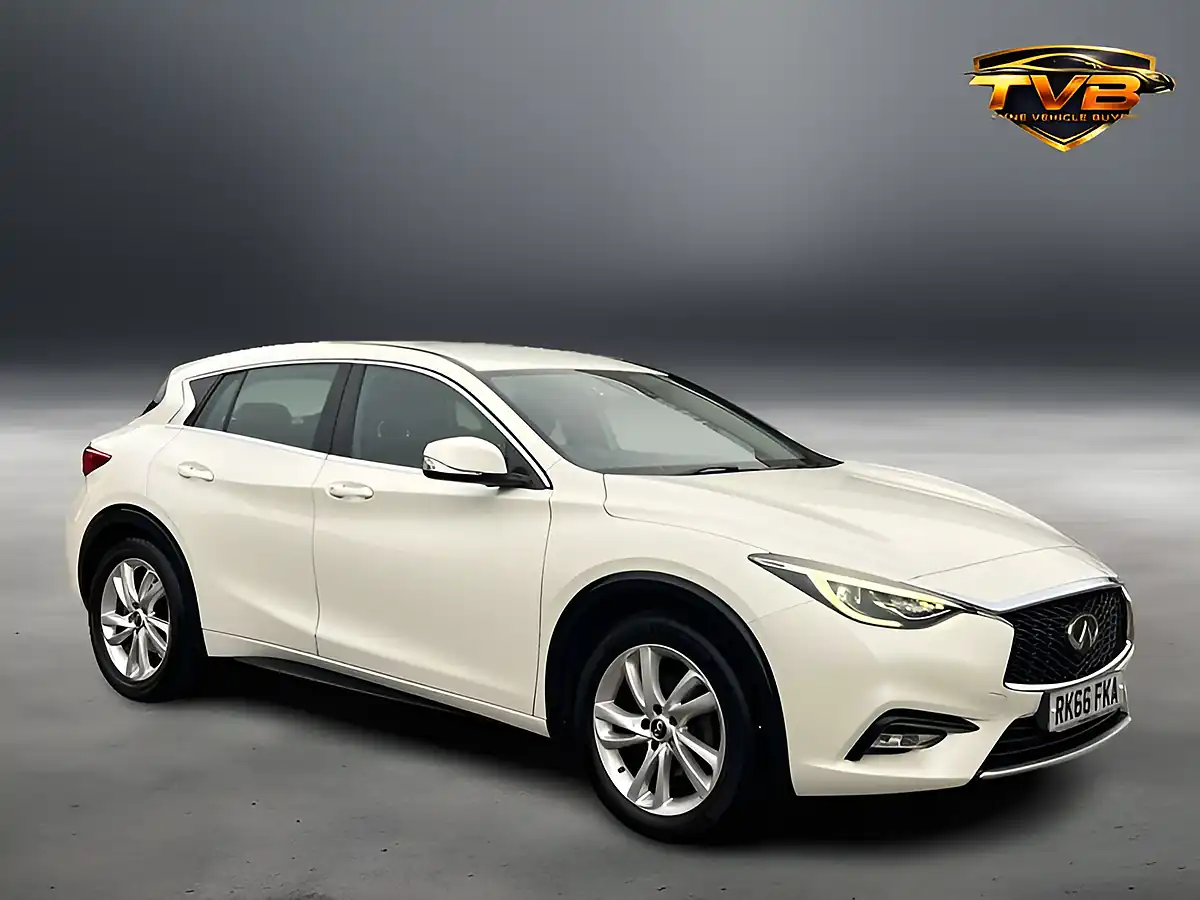 Used 2016 Infiniti Q30 Business Executive White - Interior and Exterior details 19