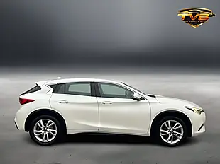 Used 2016 Infiniti Q30 Business Executive White - Interior and Exterior details 2