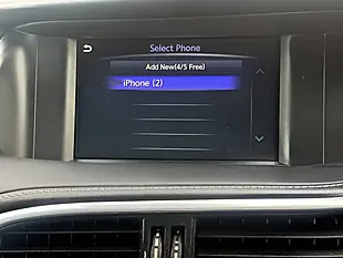 Used 2016 Infiniti Q30 Premium Tech White - Interior and Exterior details 19