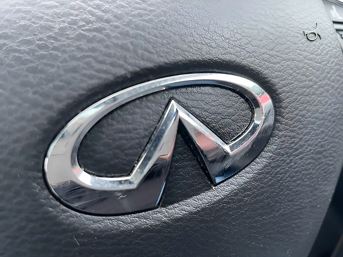 Used 2016 Infiniti Q30 Sport Black - Interior and Exterior details 11
