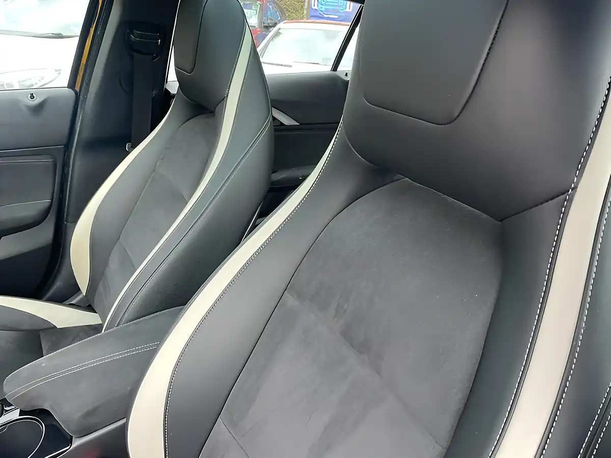 Used 2016 Infiniti Q30 Sport Black - Interior and Exterior details 19
