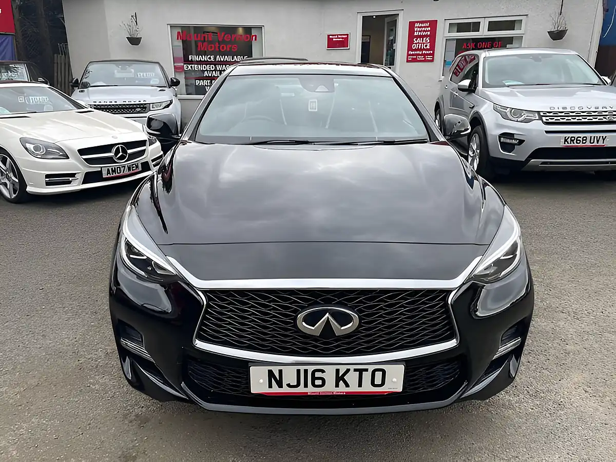 Used 2016 Infiniti Q30 Sport Black - Interior and Exterior details 8