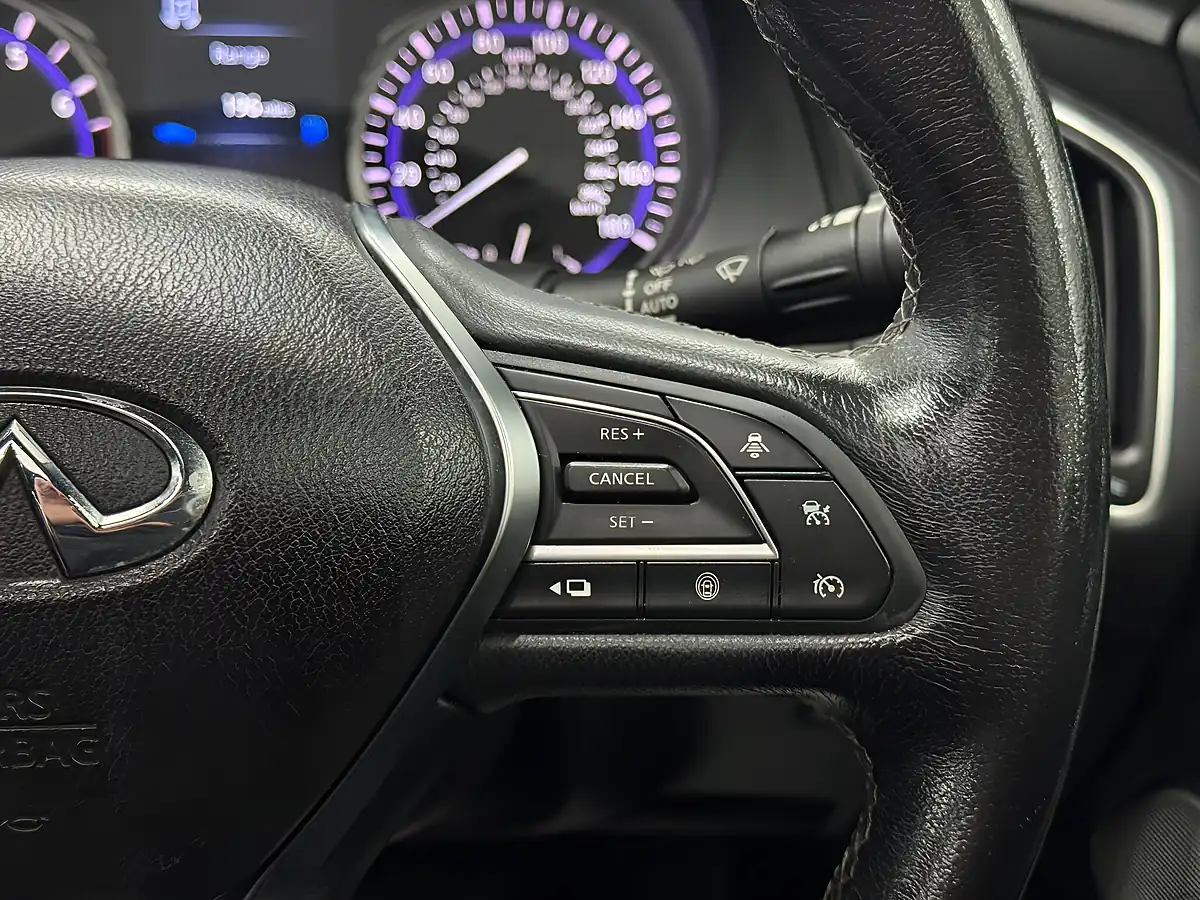 Used 2016 Infiniti Q60 Premium Tech White - Interior and Exterior details 16