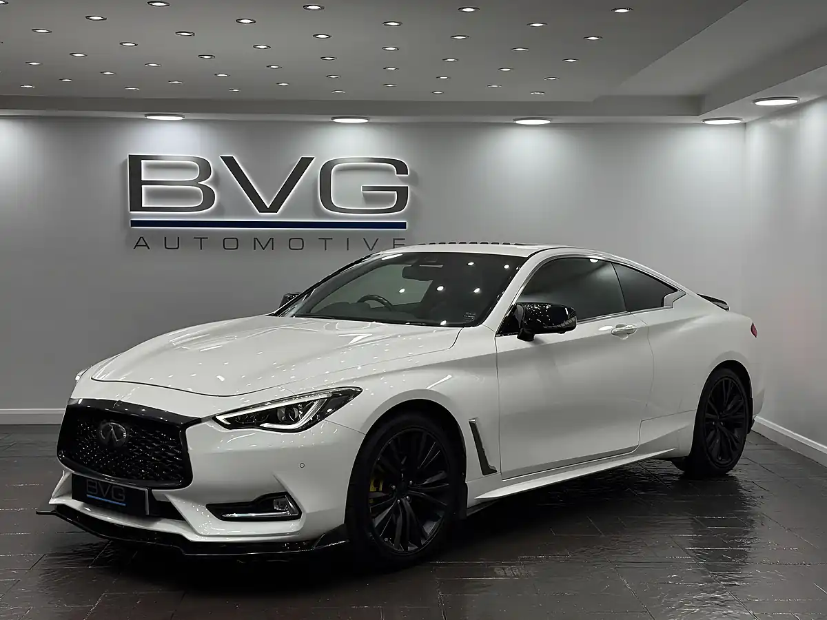 Used 2016 Infiniti Q60 Premium Tech White - Interior and Exterior details 5