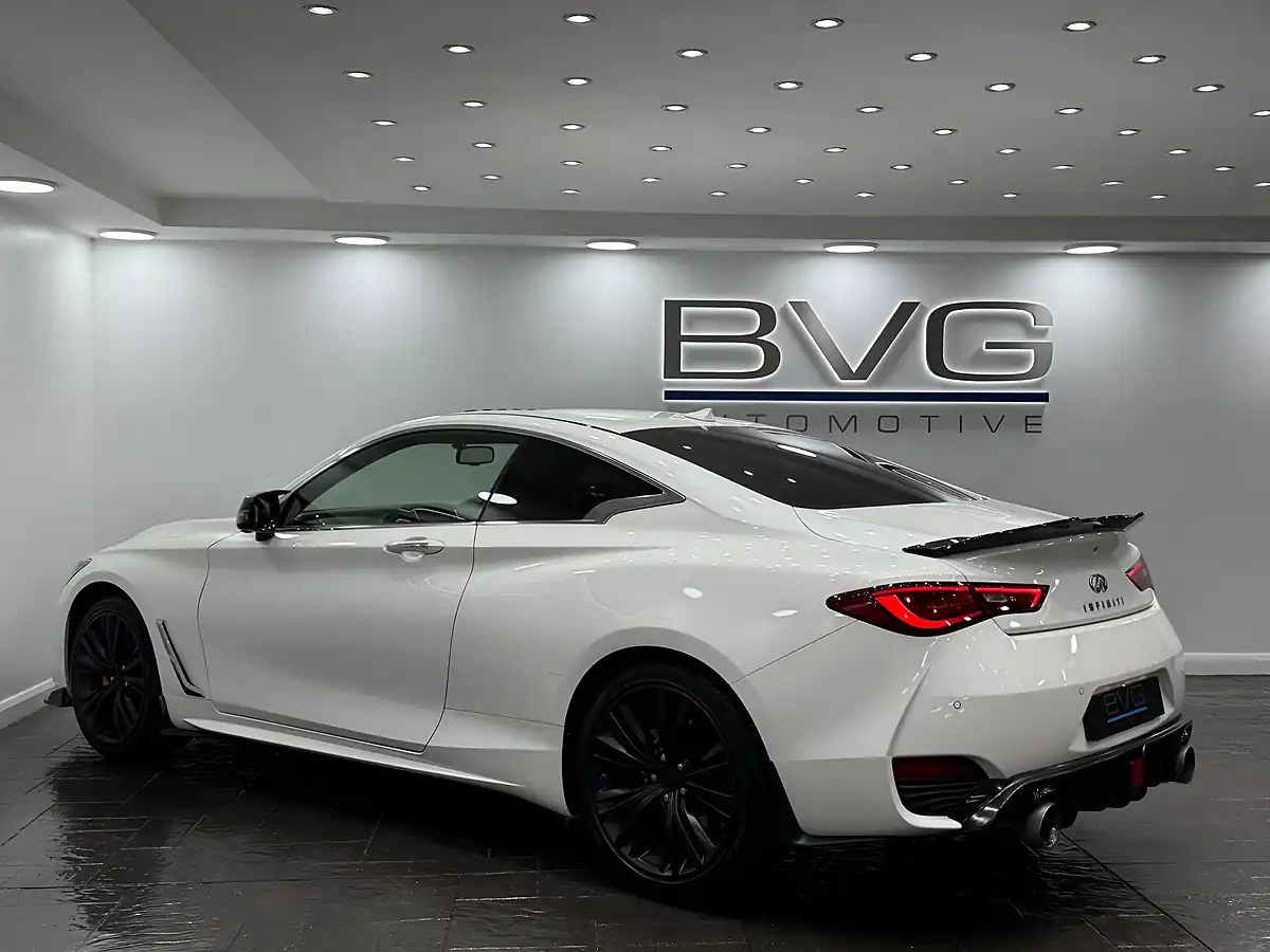 Used 2016 Infiniti Q60 Premium Tech White - Interior and Exterior details 7