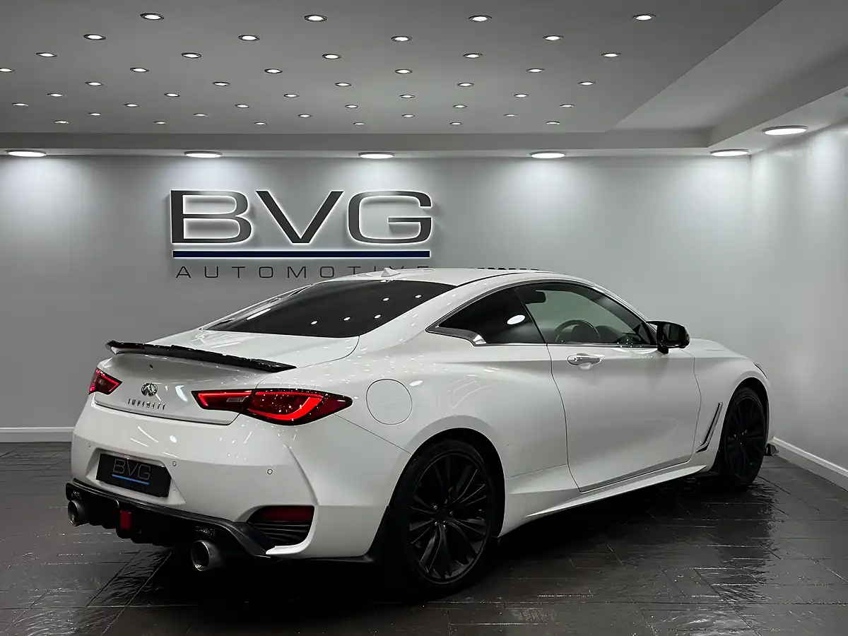 Used 2016 Infiniti Q60 Premium Tech White - Interior and Exterior details 9