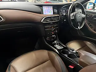 Used 2016 Infiniti Qx30 Premium Tech Grey - Interior and Exterior details 10