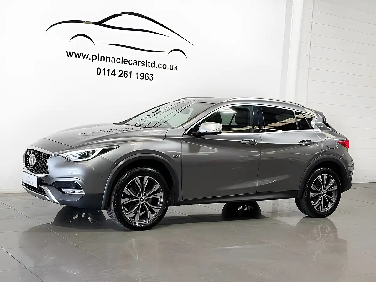 Used 2016 Infiniti Qx30 Premium Tech Grey - Interior and Exterior details 4