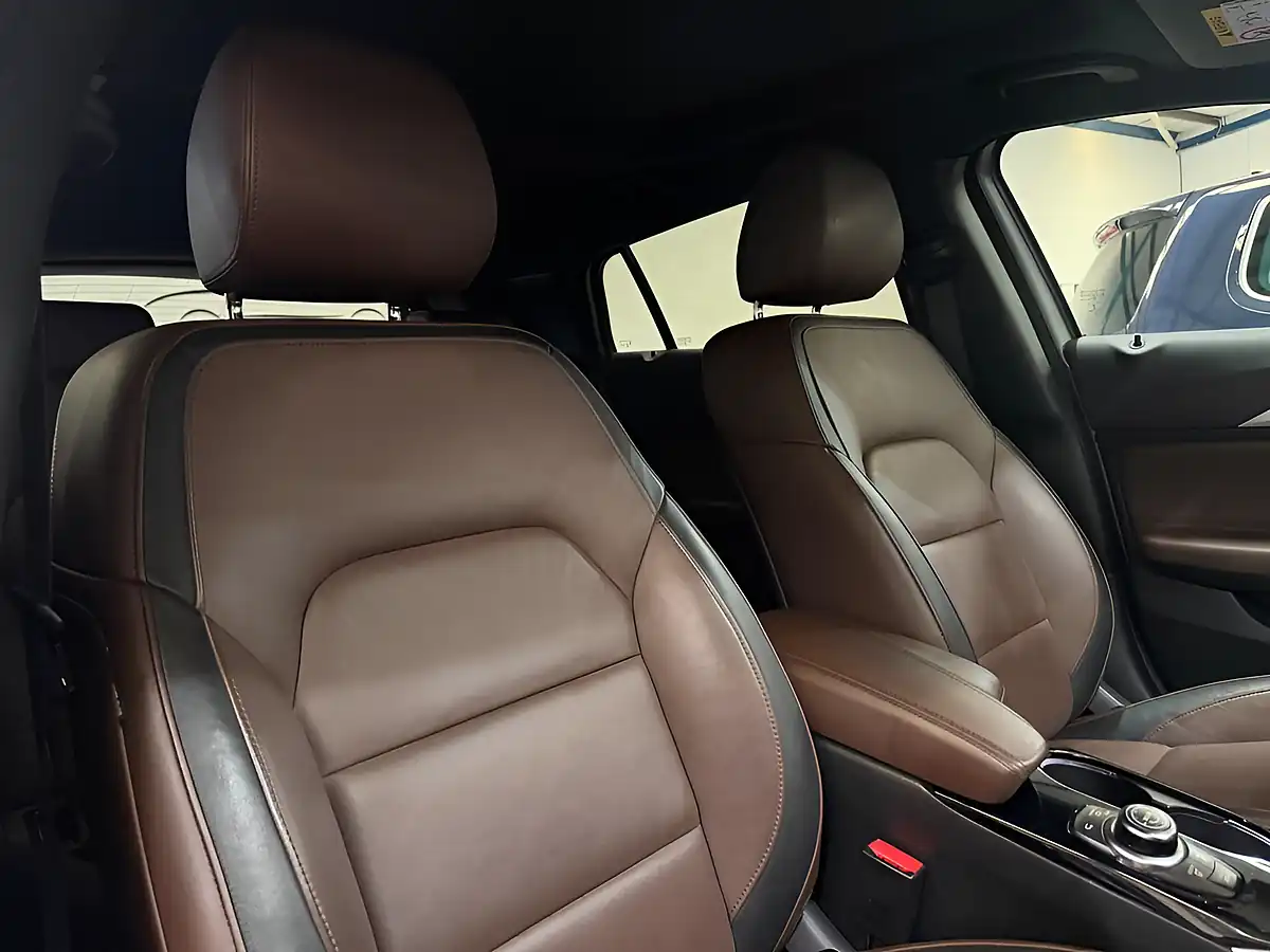 Used 2016 Infiniti Qx30 Premium Tech Grey - Interior and Exterior details 8