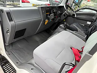 Used 2016 Isuzu Forward N75.190 L White - Interior and Exterior details 6
