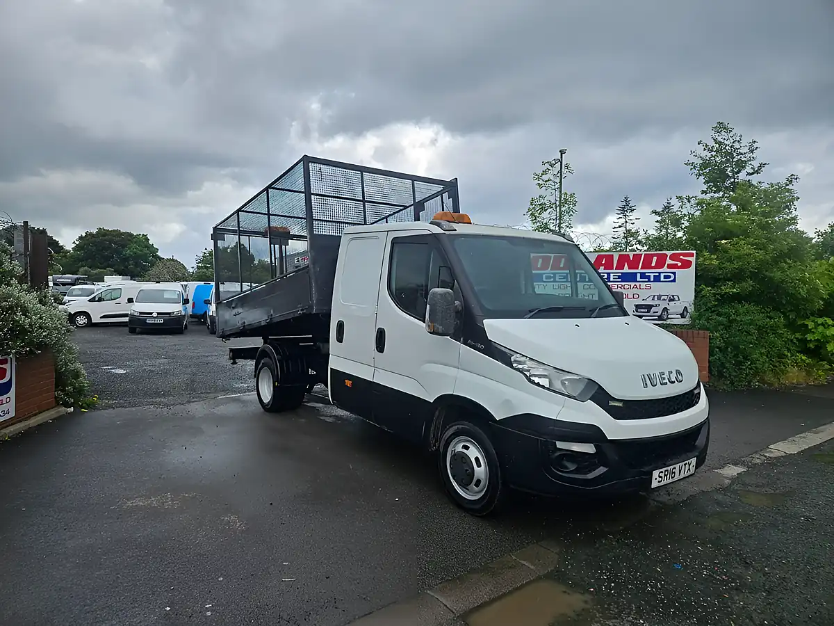 Used 2016 Iveco Daily Lwb Crew Cab Tipper White - Front View