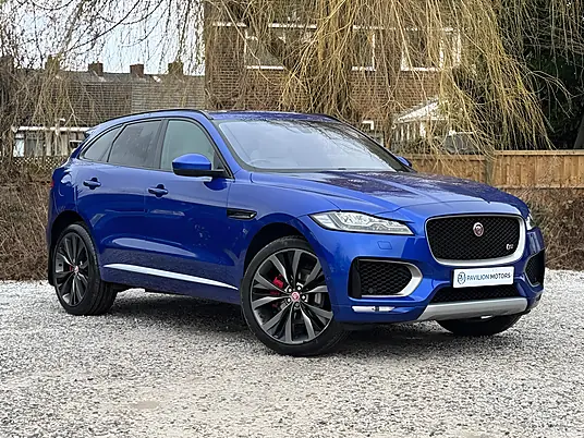2016 Jaguar F-Pace 3.0 D300 First Edition