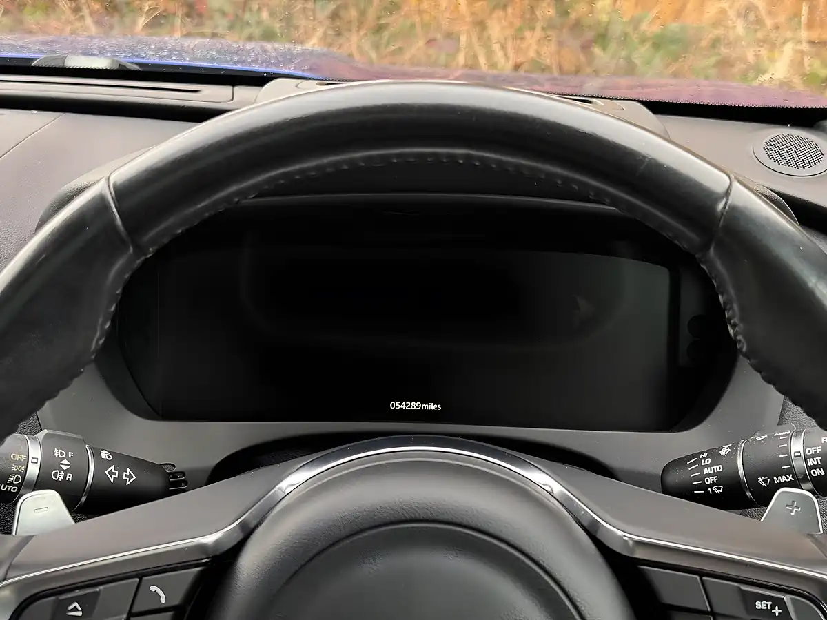 Used 2016 Jaguar F-Pace First Edition Blue - Interior and Exterior details 13