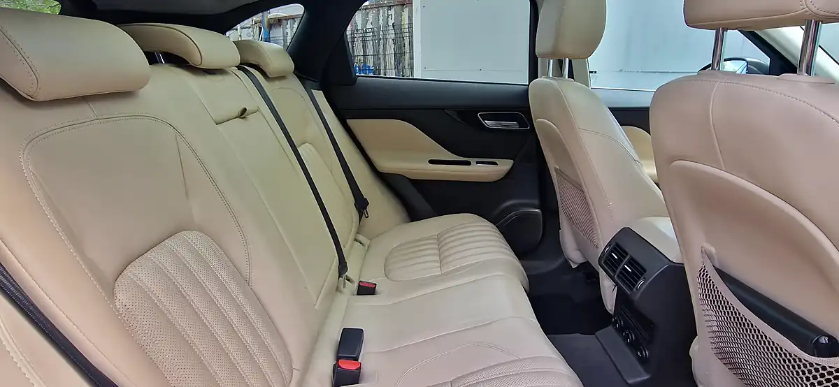 Used 2016 Jaguar F-Pace Portfolio Blue - Interior and Exterior details 16