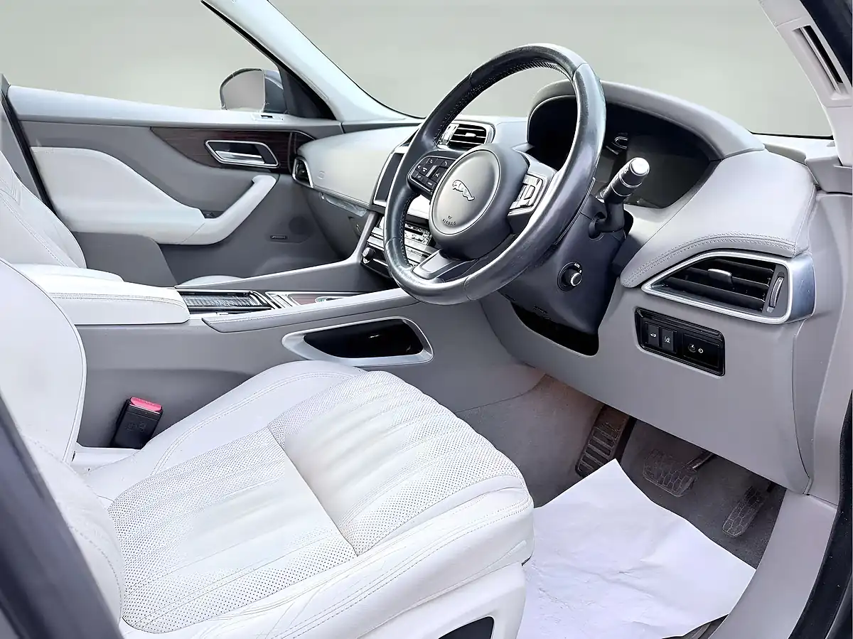 Used 2016 Jaguar F-Pace Portfolio Grey - Interior and Exterior details 12