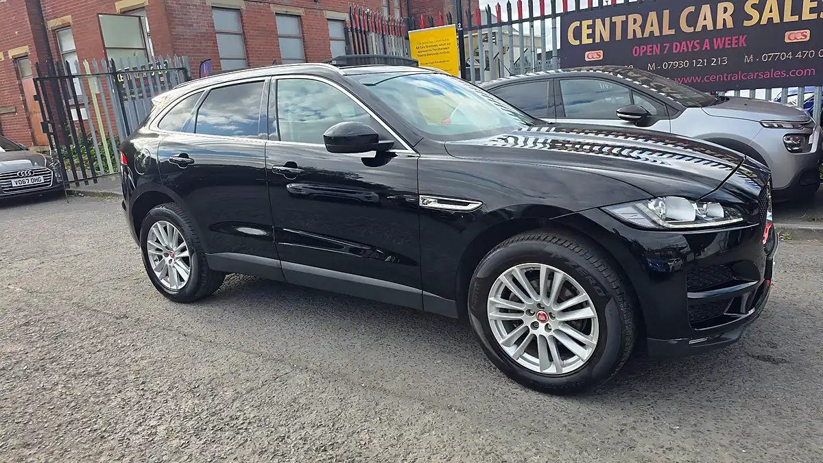 Used 2016 Jaguar F-Pace Portfolio - Interior and Exterior details 5