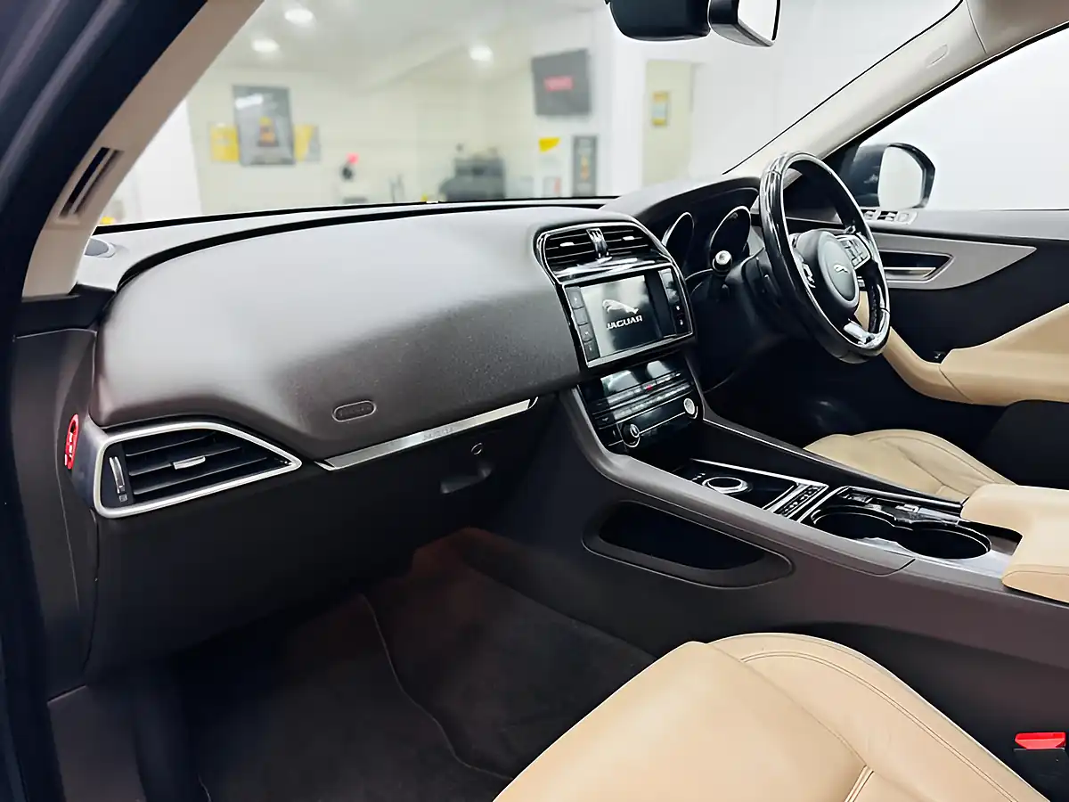 Used 2016 Jaguar F-Pace Prestige Grey - Interior and Exterior details 10