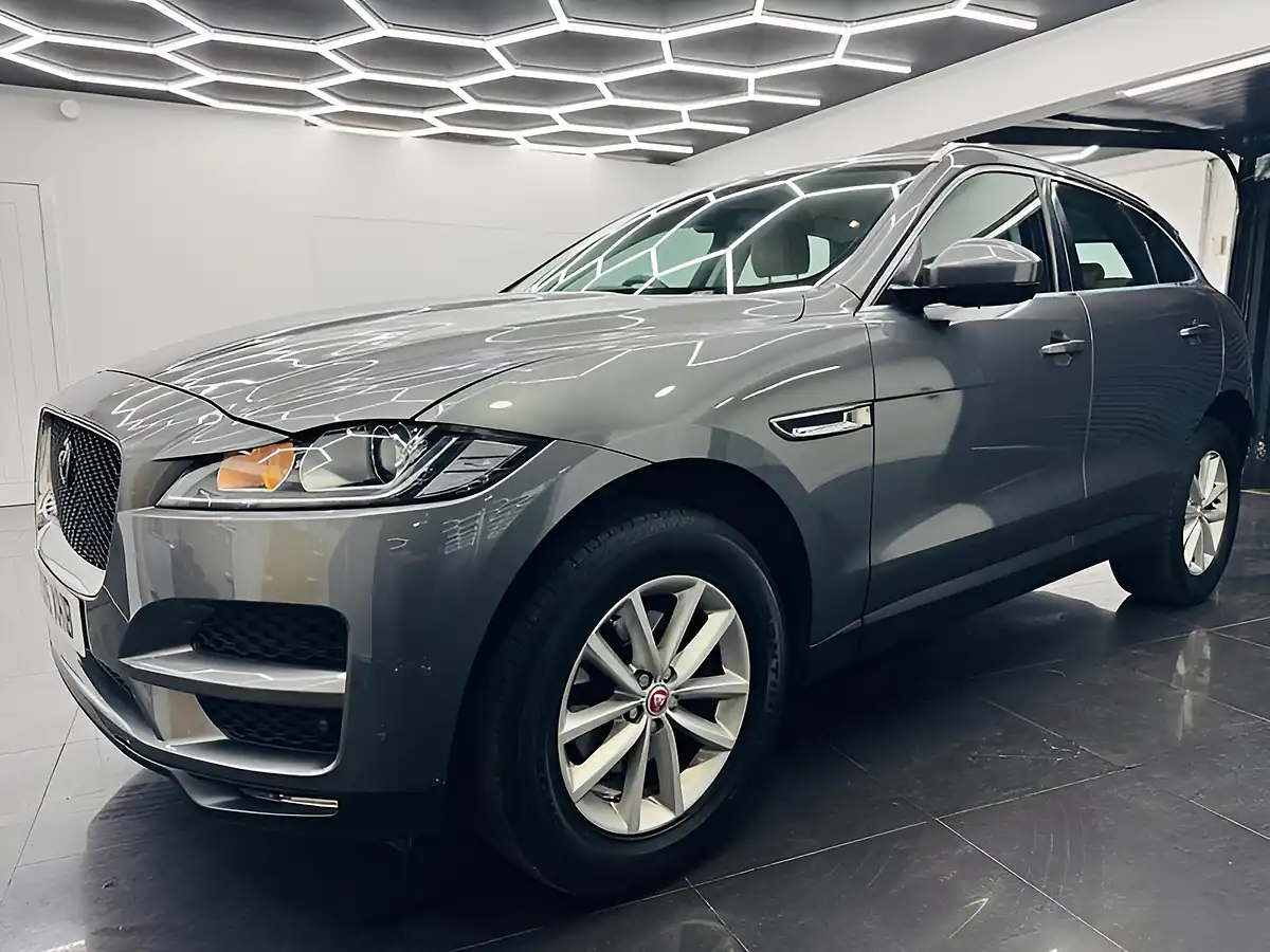 Used 2016 Jaguar F-Pace Prestige Grey - Interior and Exterior details 3