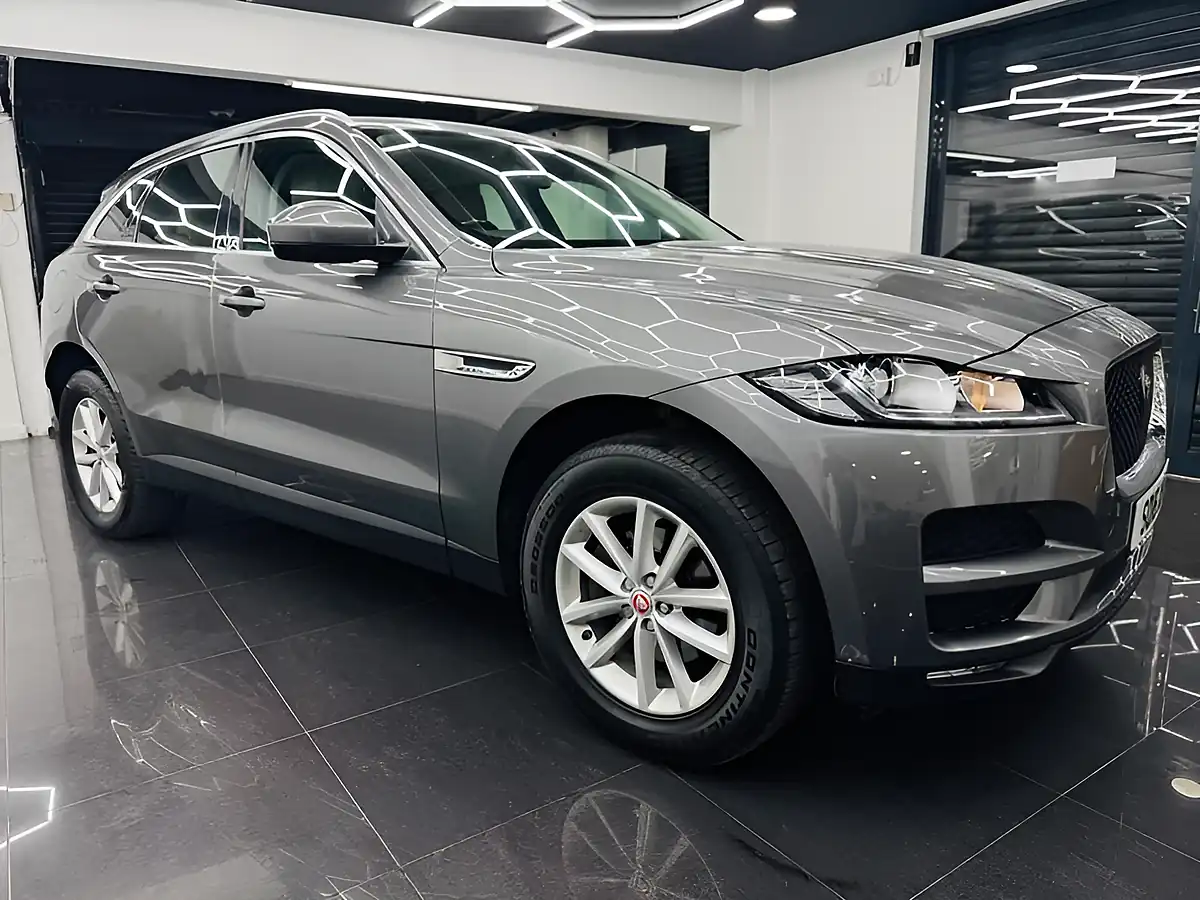 Used 2016 Jaguar F-Pace Prestige Grey - Interior and Exterior details 5