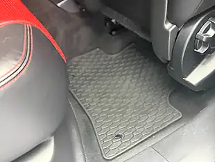 Used 2016 Jaguar F-Pace R-Sport Green - Interior and Exterior details 19