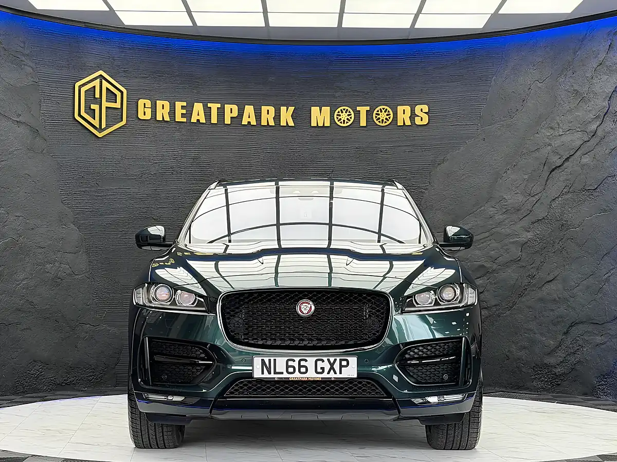 Used 2016 Jaguar F-Pace R-Sport Green - Interior and Exterior details 2
