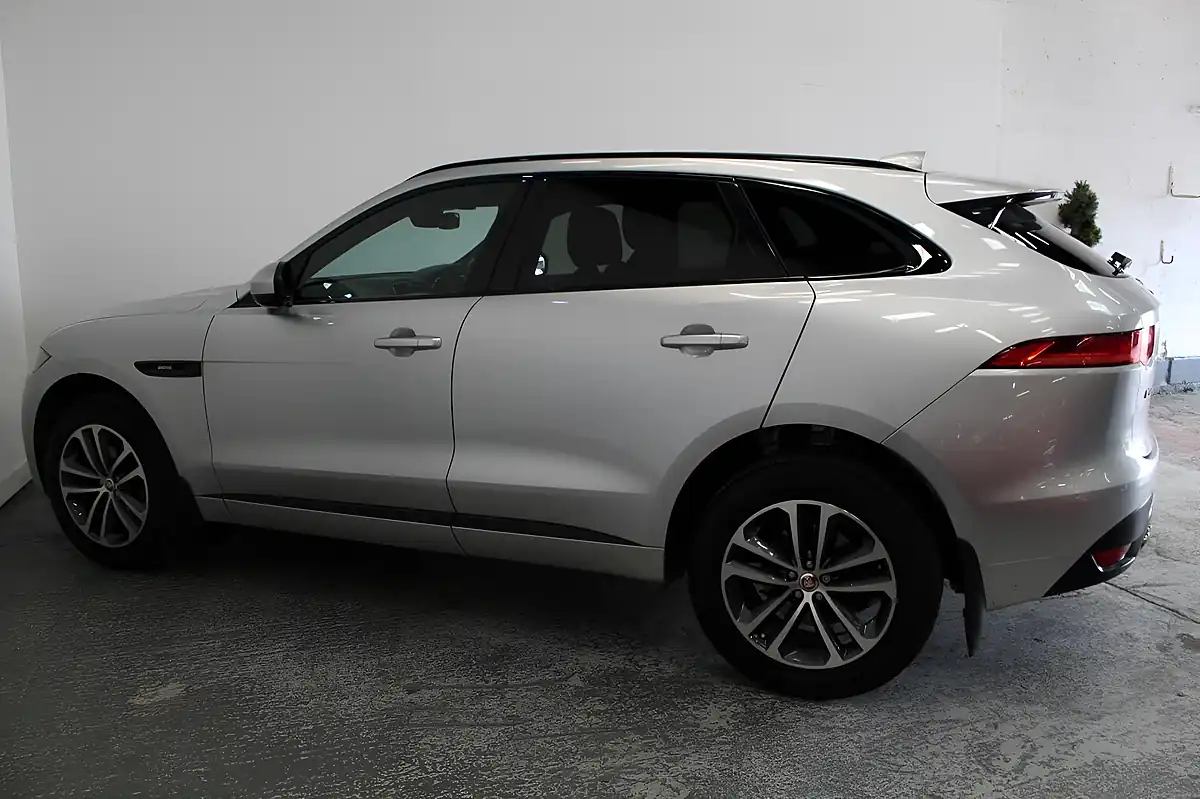 Used 2016 Jaguar F-Pace R-Sport Silver - Interior and Exterior details 7