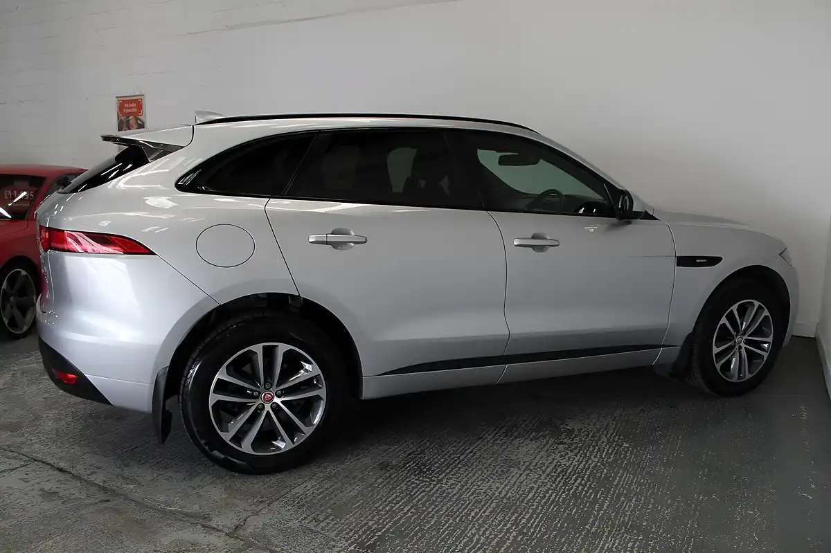 Used 2016 Jaguar F-Pace R-Sport Silver - Interior and Exterior details 8