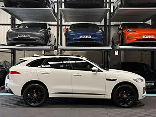 Used 2016 Jaguar F-Pace R-Sport White - Interior and Exterior details 10