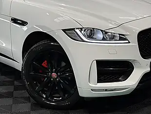 Used 2016 Jaguar F-Pace R-Sport White - Interior and Exterior details 15