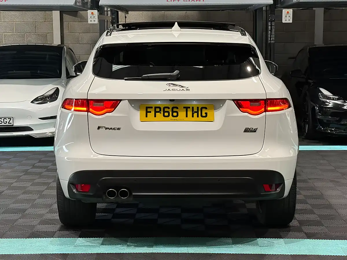 Used 2016 Jaguar F-Pace R-Sport White - Interior and Exterior details 8