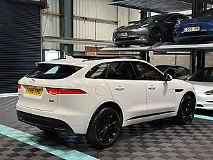 Used 2016 Jaguar F-Pace R-Sport White - Interior and Exterior details 9