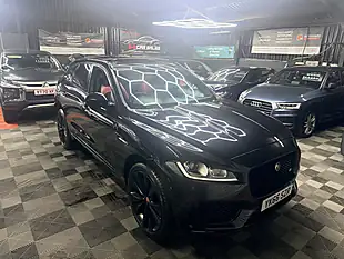 Used 2016 Jaguar F-Pace S Black - Interior and Exterior details 11