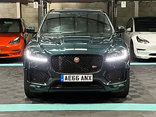 Used 2016 Jaguar F-Pace S Green - Interior and Exterior details 4