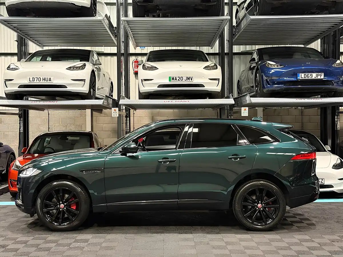 Used 2016 Jaguar F-Pace S Green - Interior and Exterior details 6
